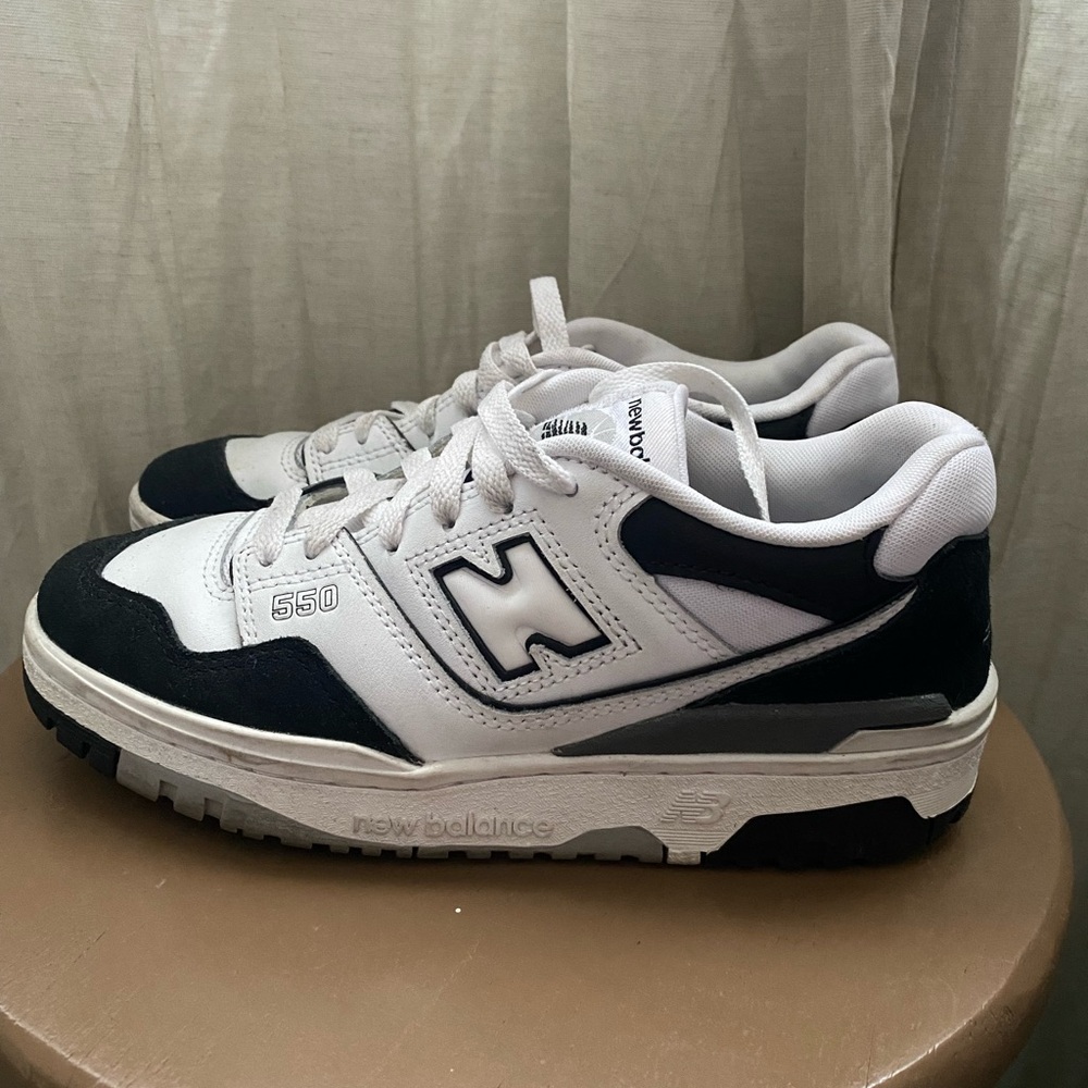 New Balance 550 - Picture 4 of 5
